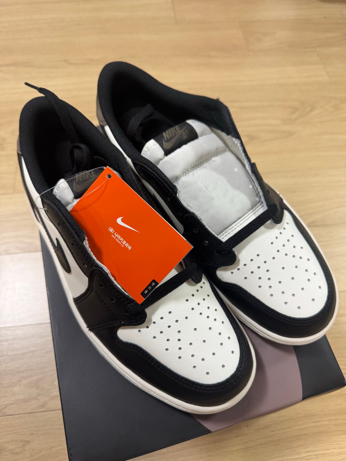 (270) 나이키 조던1 로우 OG 모카 색상 상품이미지2