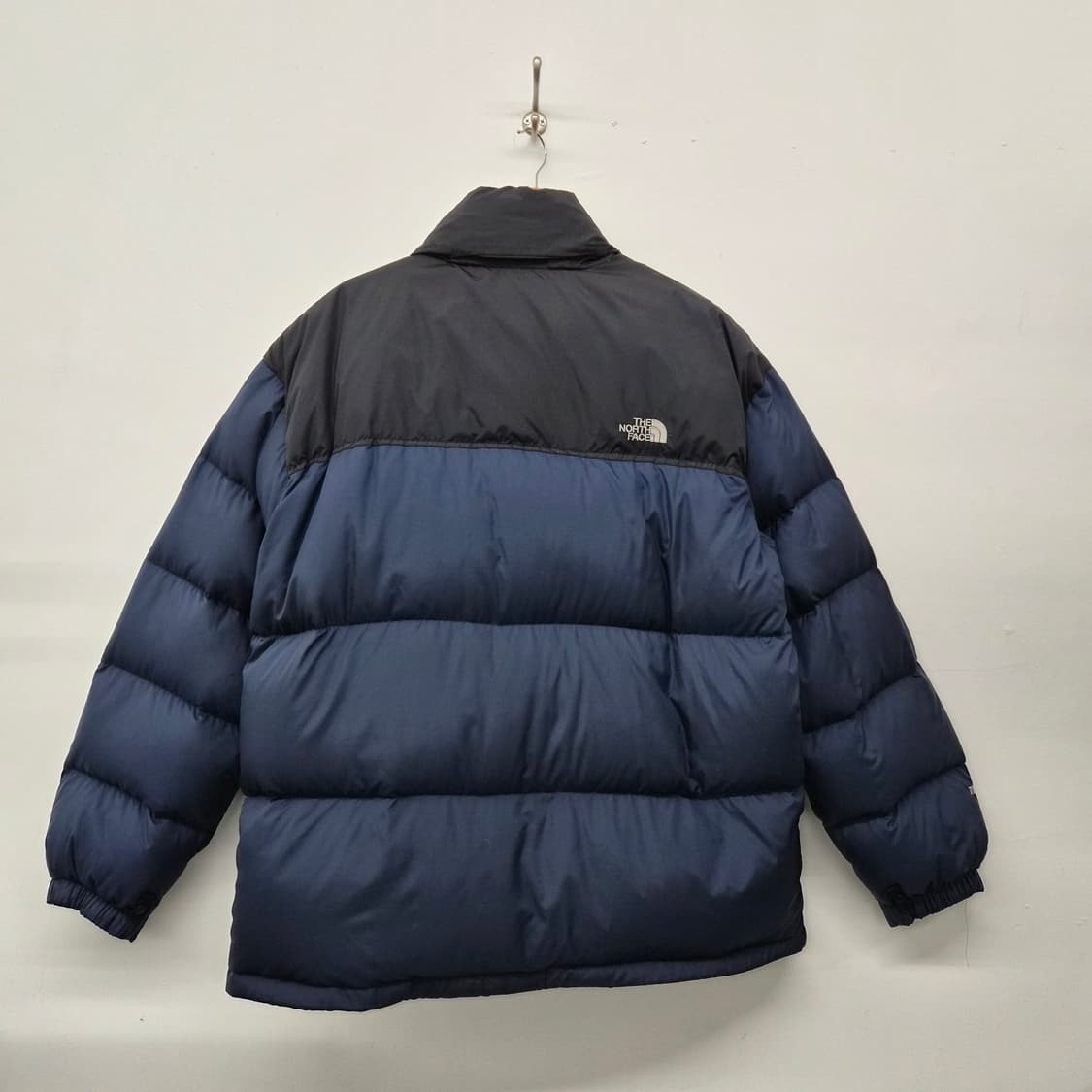 노스페이스 블랙/네이비 패딩 점퍼 남성 2XL 상품이미지5