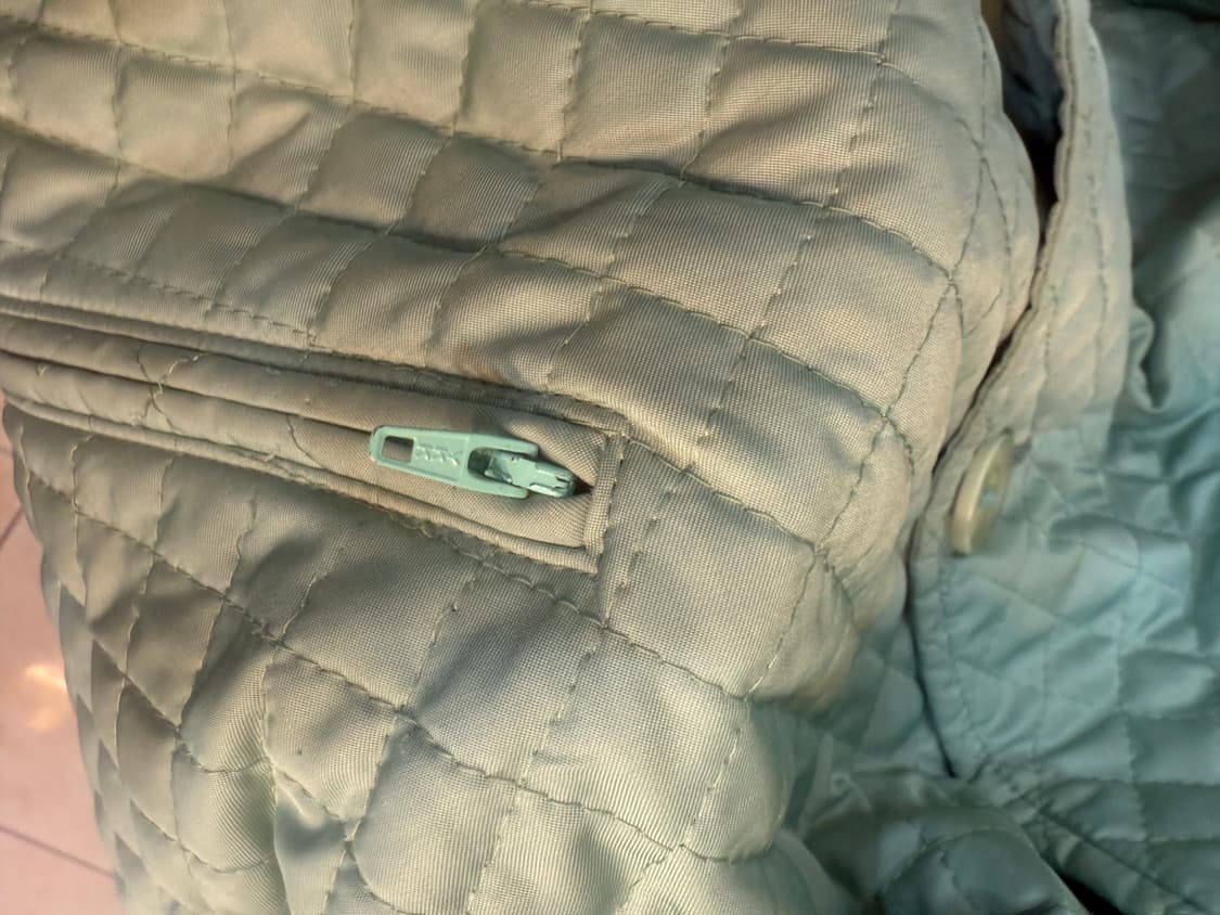 66-77 정품 버버리 누빔자켓 팝니다 상품이미지3