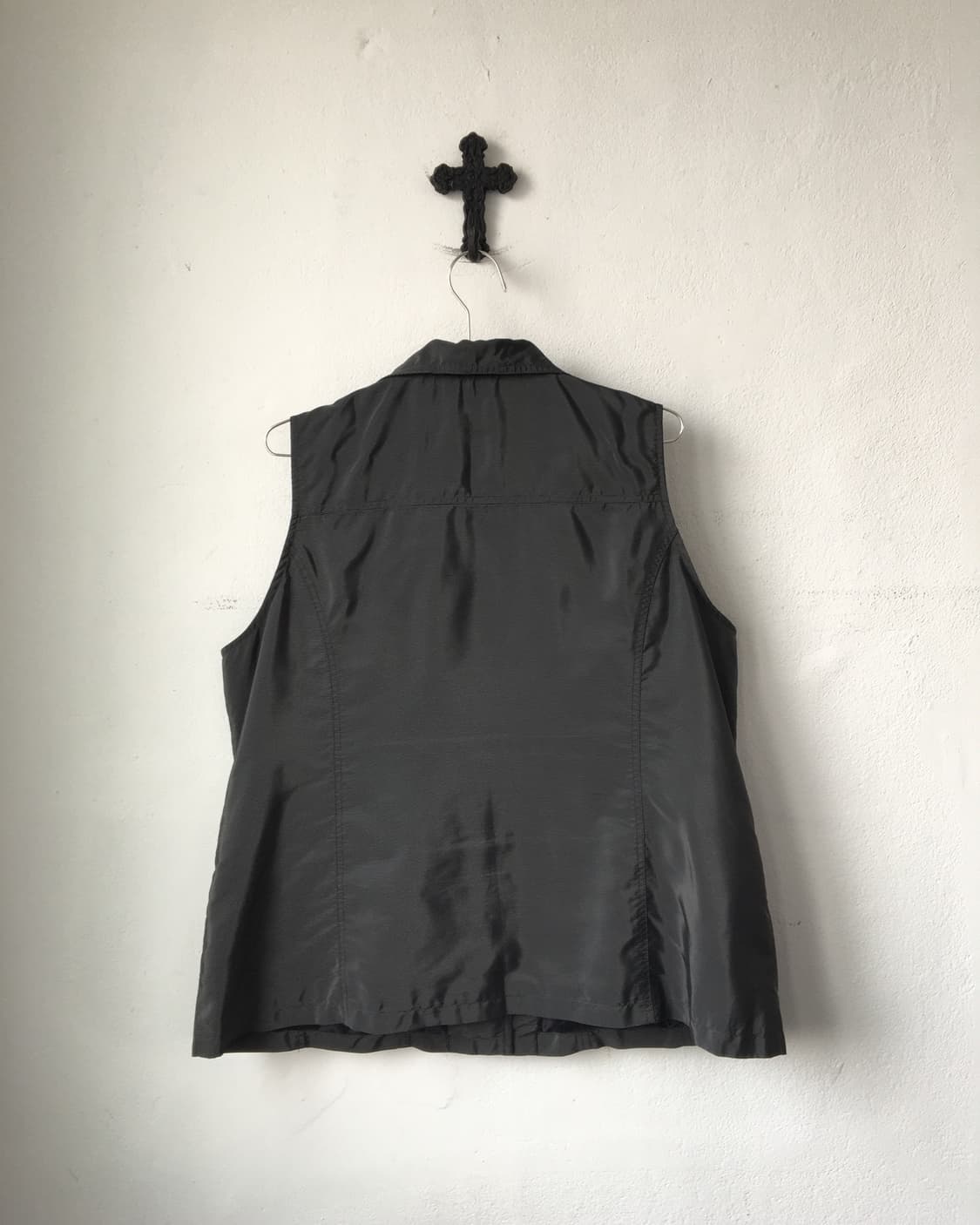 Shirring point glossy vest 상품이미지3