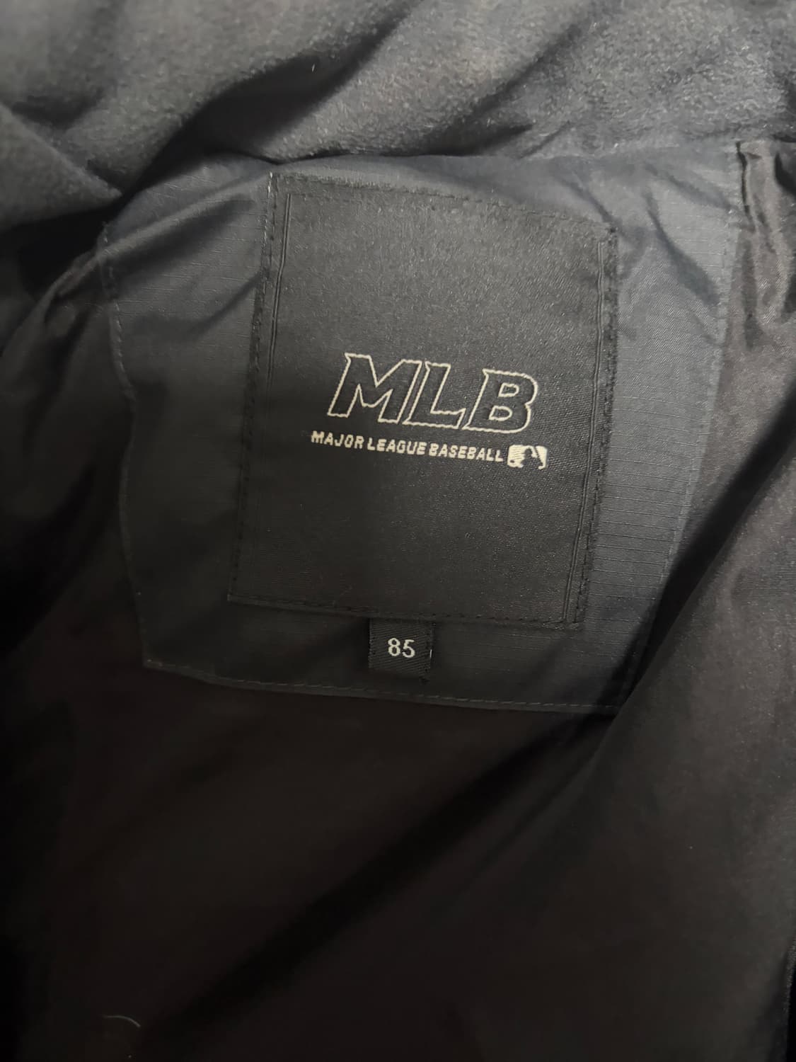 MLB 뉴욕 양키스 패딩 판매합니다 상품이미지2