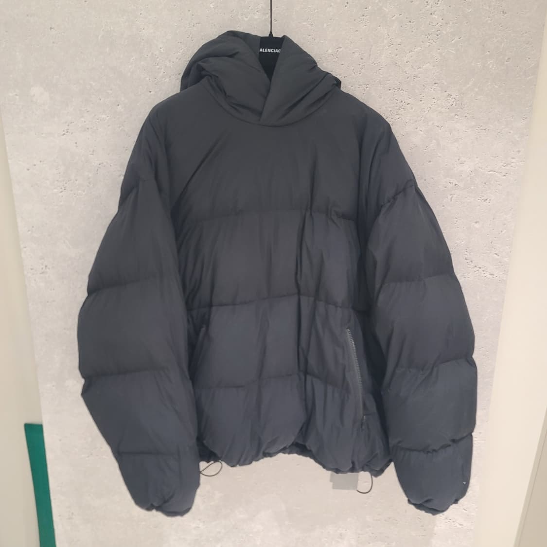 발렌시아가 스포티비 푸퍼자켓 상품이미지2