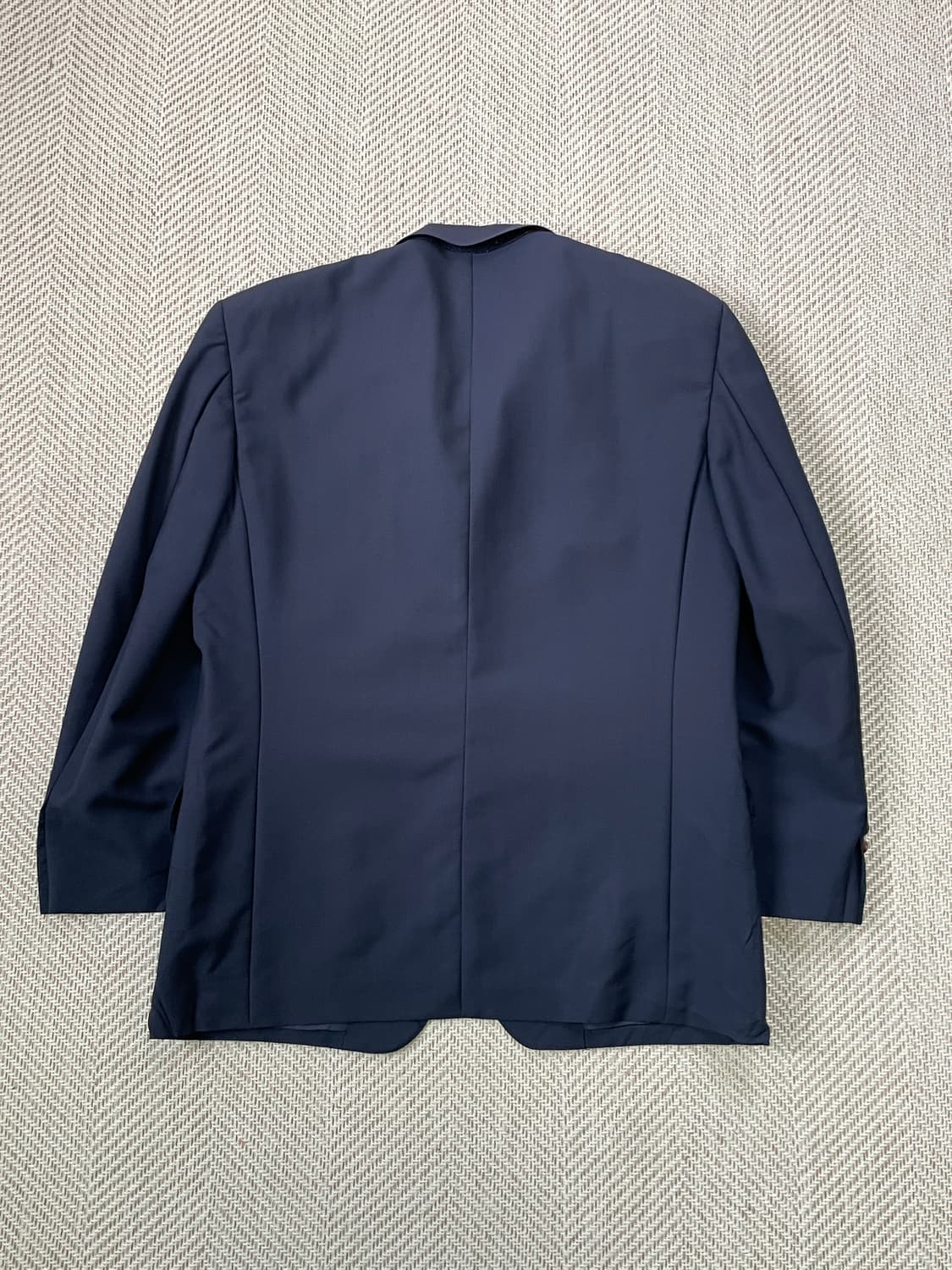 지방시 스트럭처드 숄더 싱글 테일러드 자켓 J03594 상품이미지8