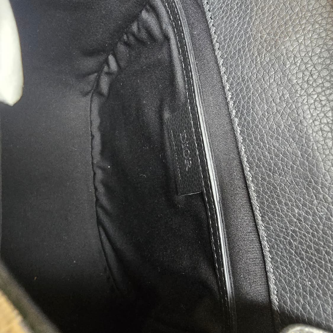 [중고/정품] 디올 미니 갤럽 슬링백 블랙 상품이미지6