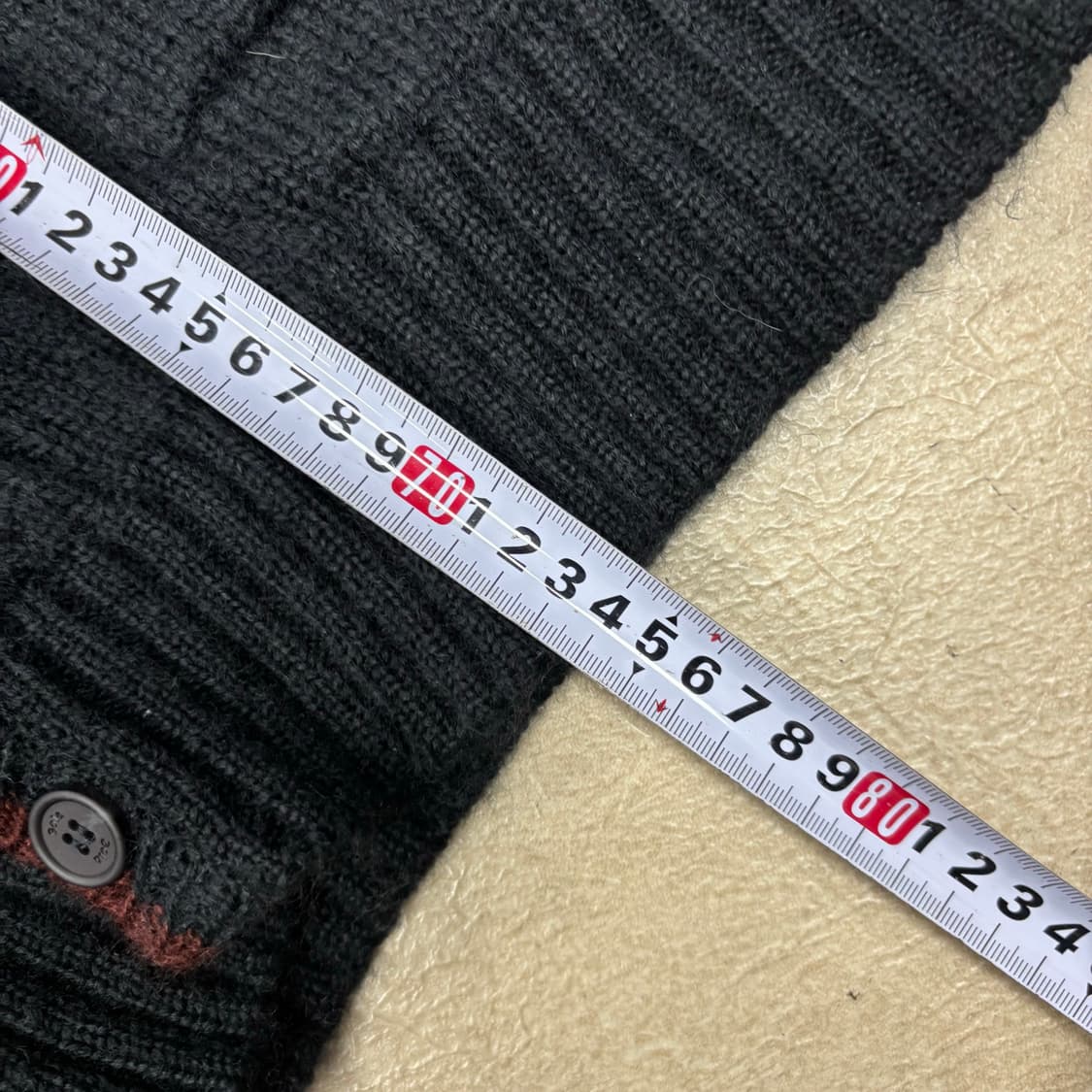 골라 스몰로고 블랙 가디건 상품이미지4
