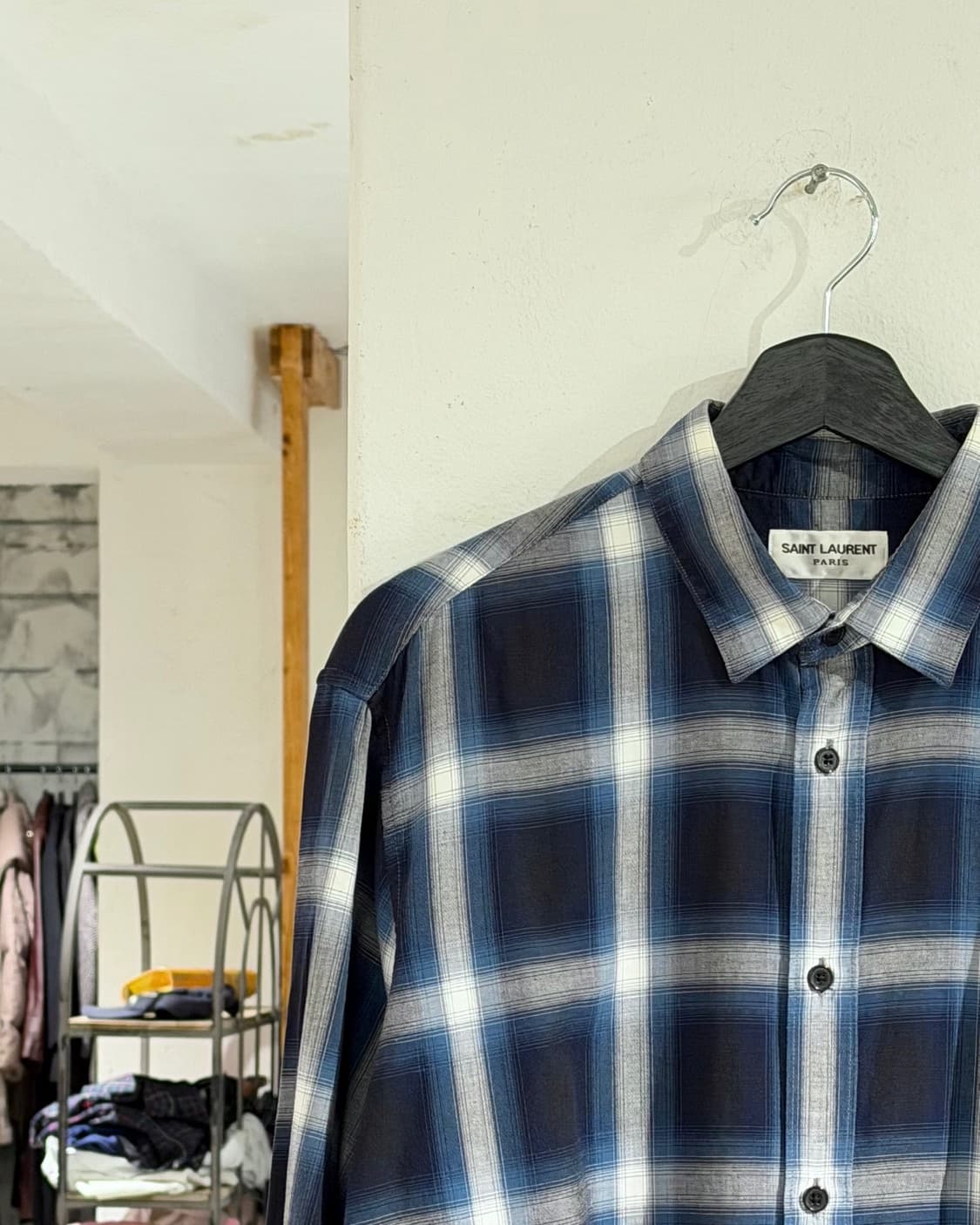 생로랑 블루 블랙 타탄 체크 셔츠 상품이미지2