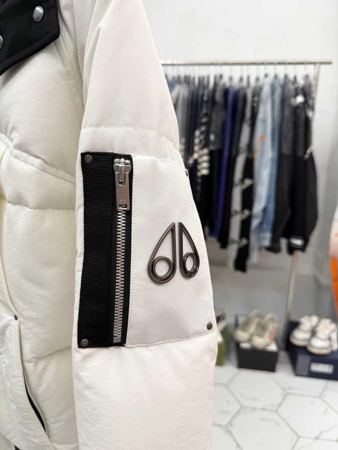 [새상품 / S] 무스너클 여성 트로이 클라우드 패딩 상품이미지2