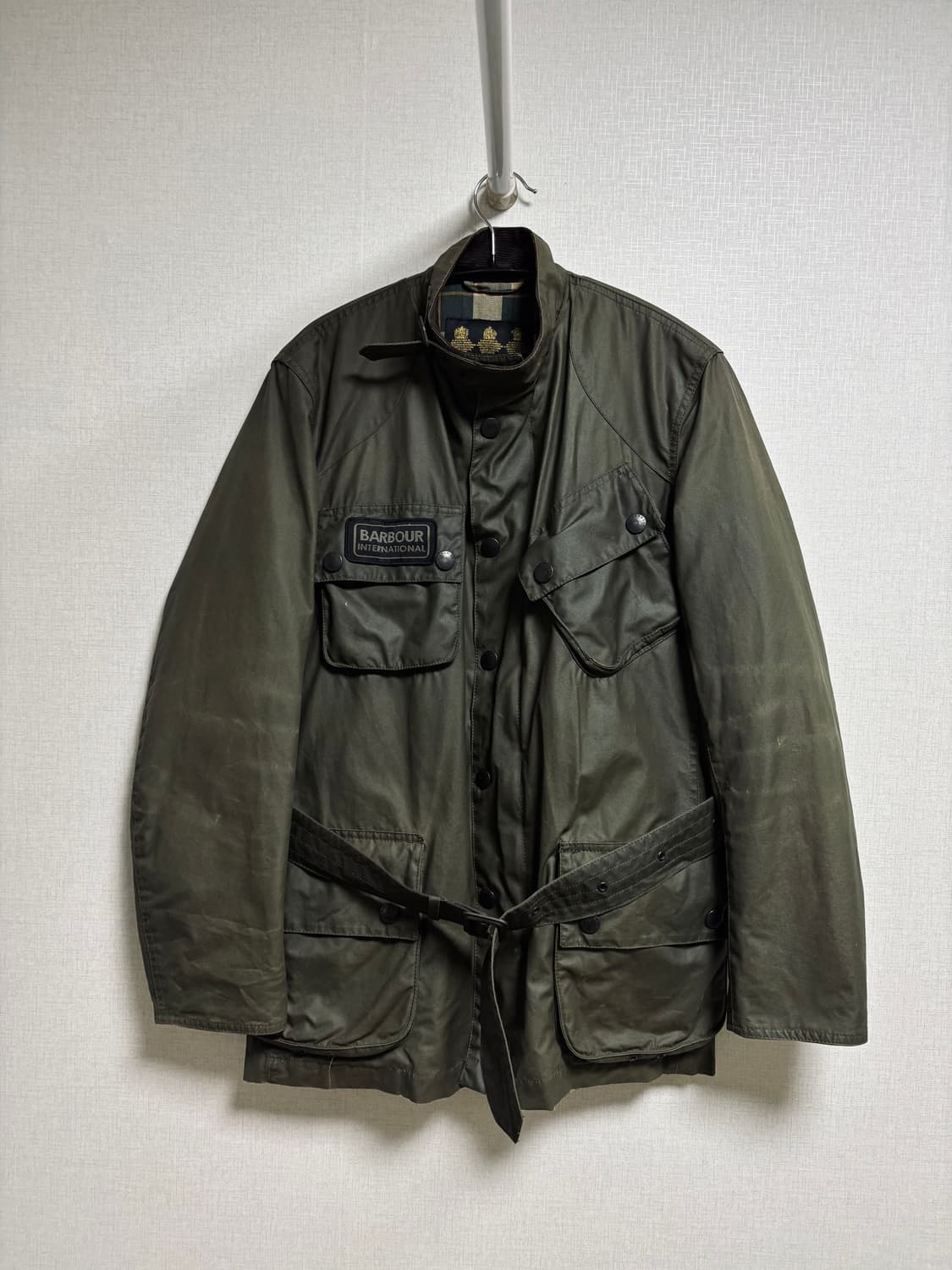 Barbour 바버 인터내셔널 오일드 왁스 자켓 상품이미지1