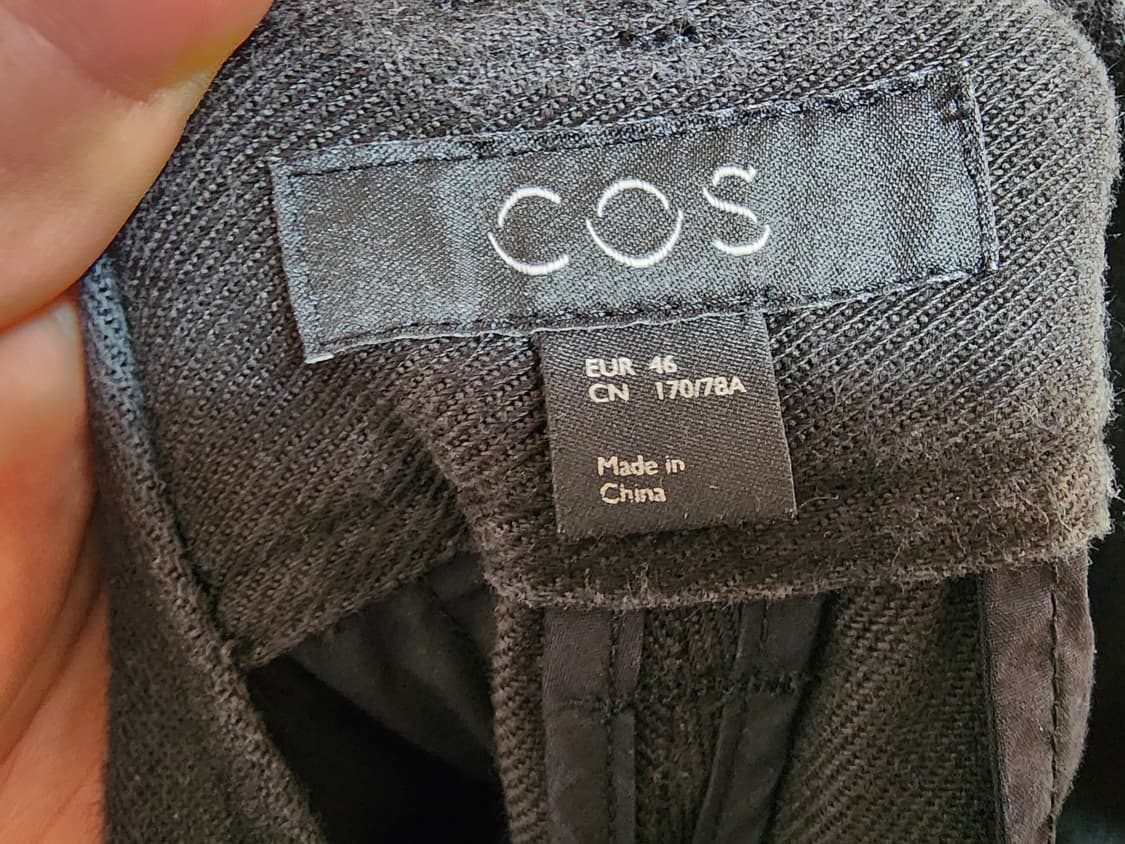 (EUR46)COS 투턱 와이드 배기핏 치노팬츠 블랙 상품이미지4