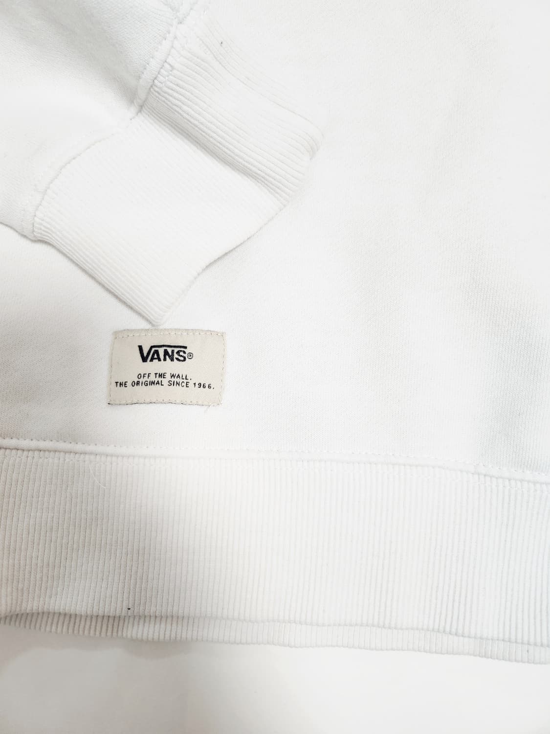 반스 흰색 기모 맨투맨 105 상품이미지4