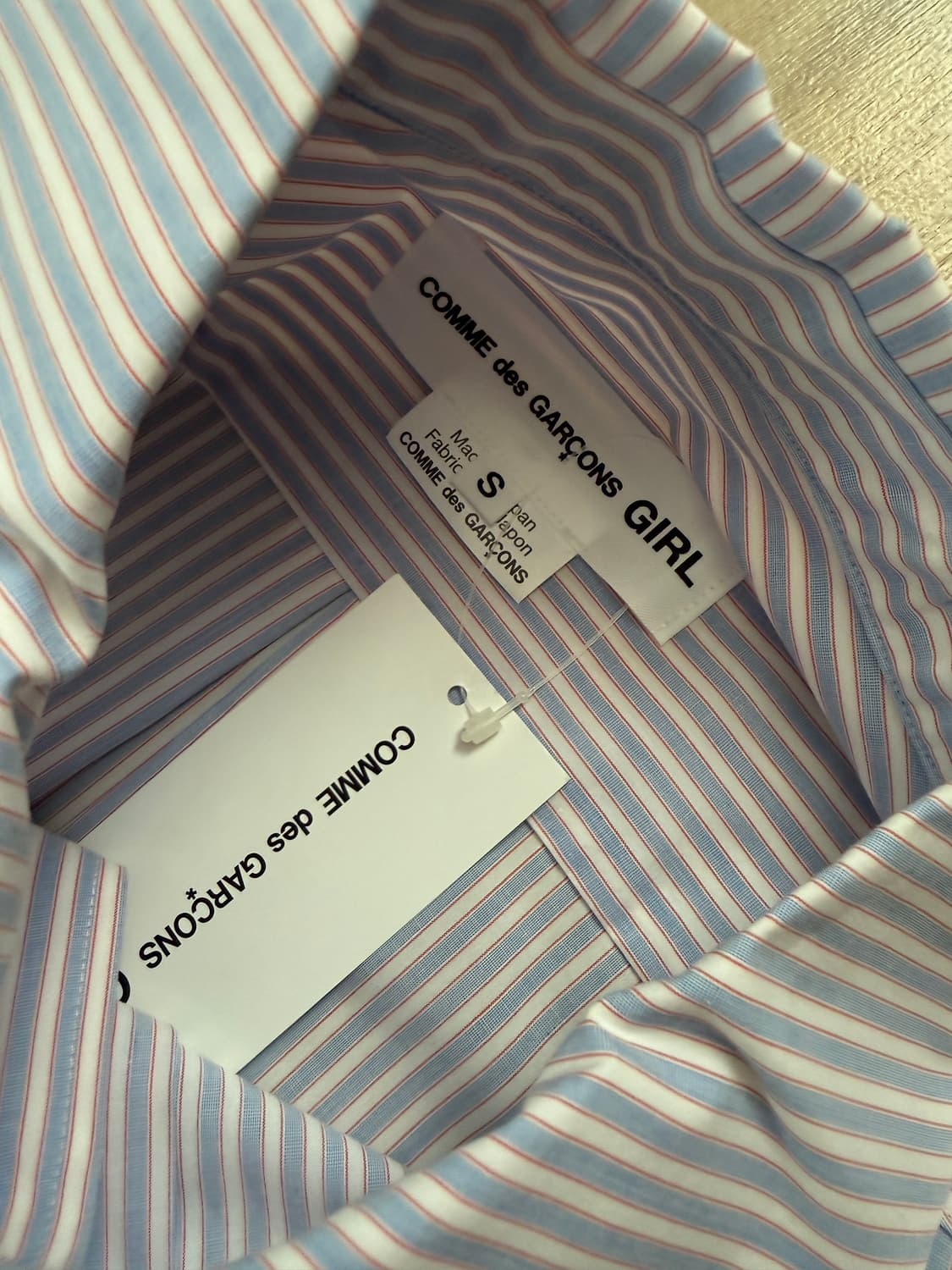 꼼데가르송 프릴 스트라이프 셔츠 상품이미지3