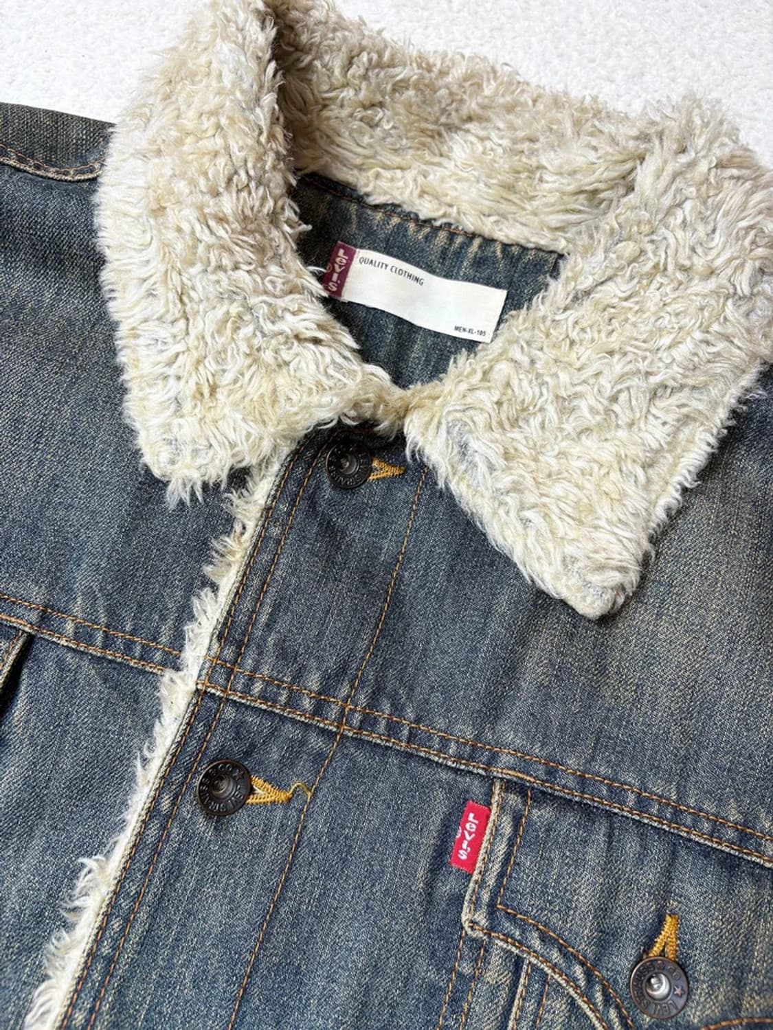 리바이스 00's 양털 워시드 데님 트러커 자켓 PN6557 상품이미지4