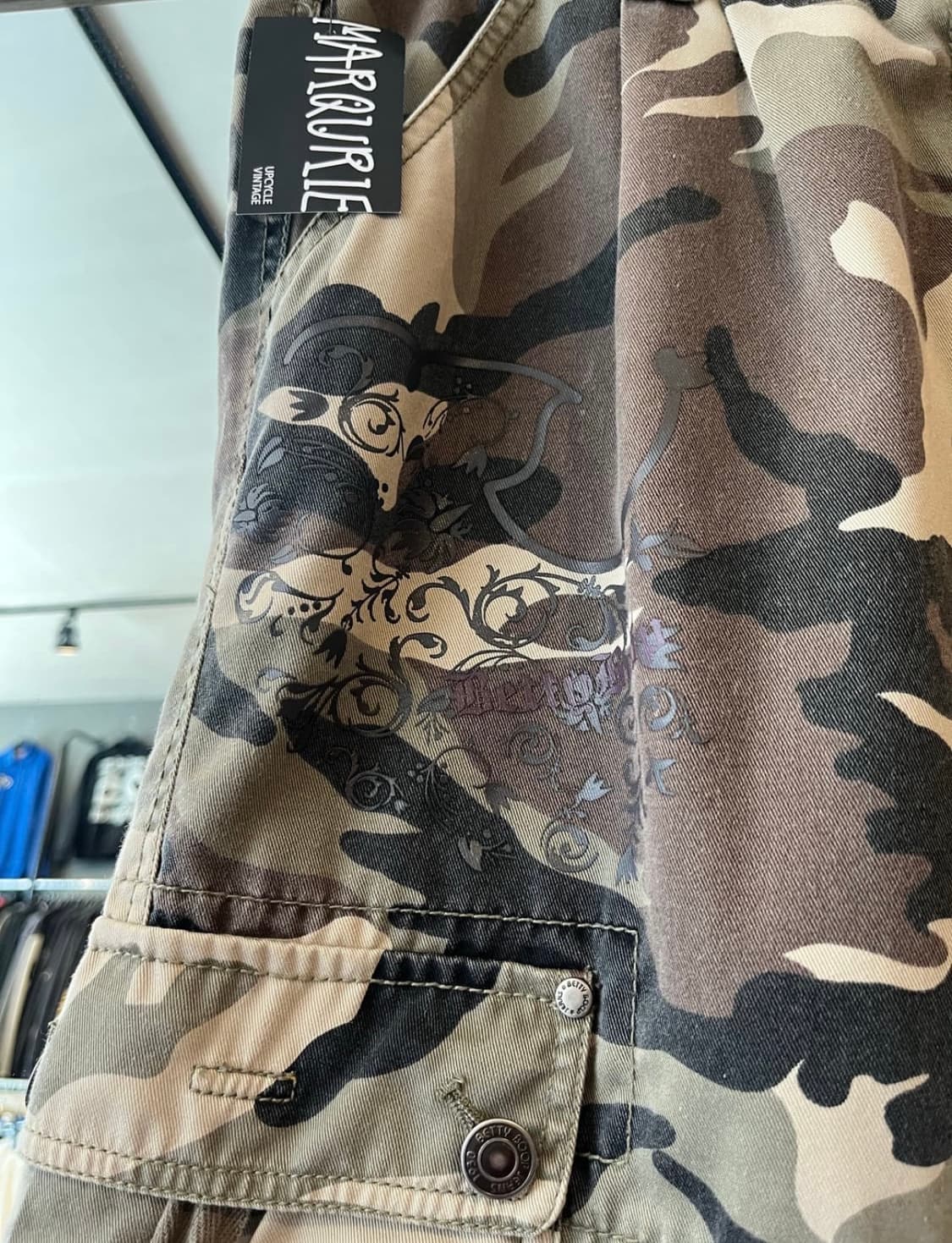 베티붑 진스 카키 카모플라쥬 핀턱 투턱 카고포켓 y2 상품이미지3