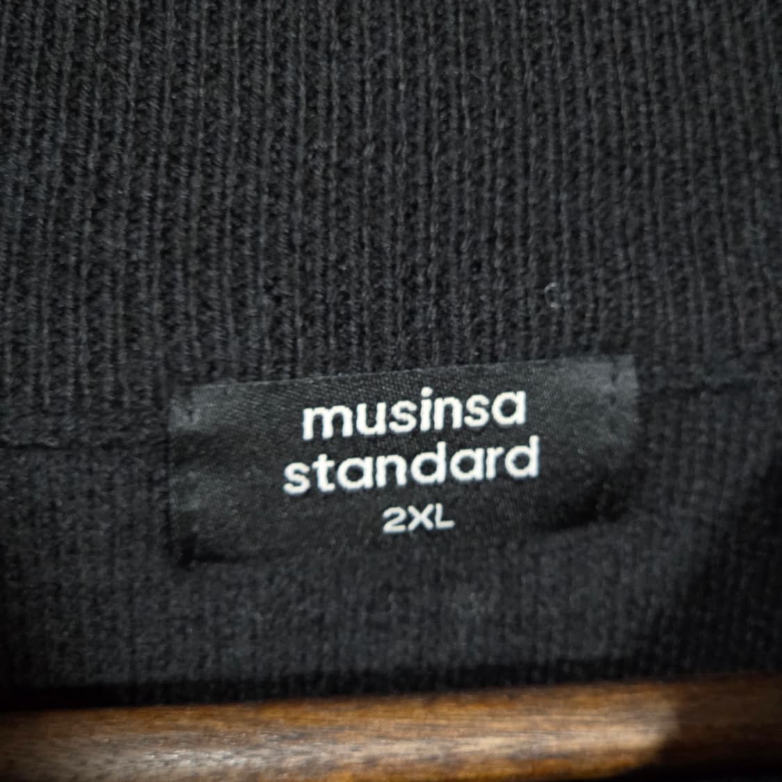 무신사 무지 도톰 블랙 니트 상품이미지7