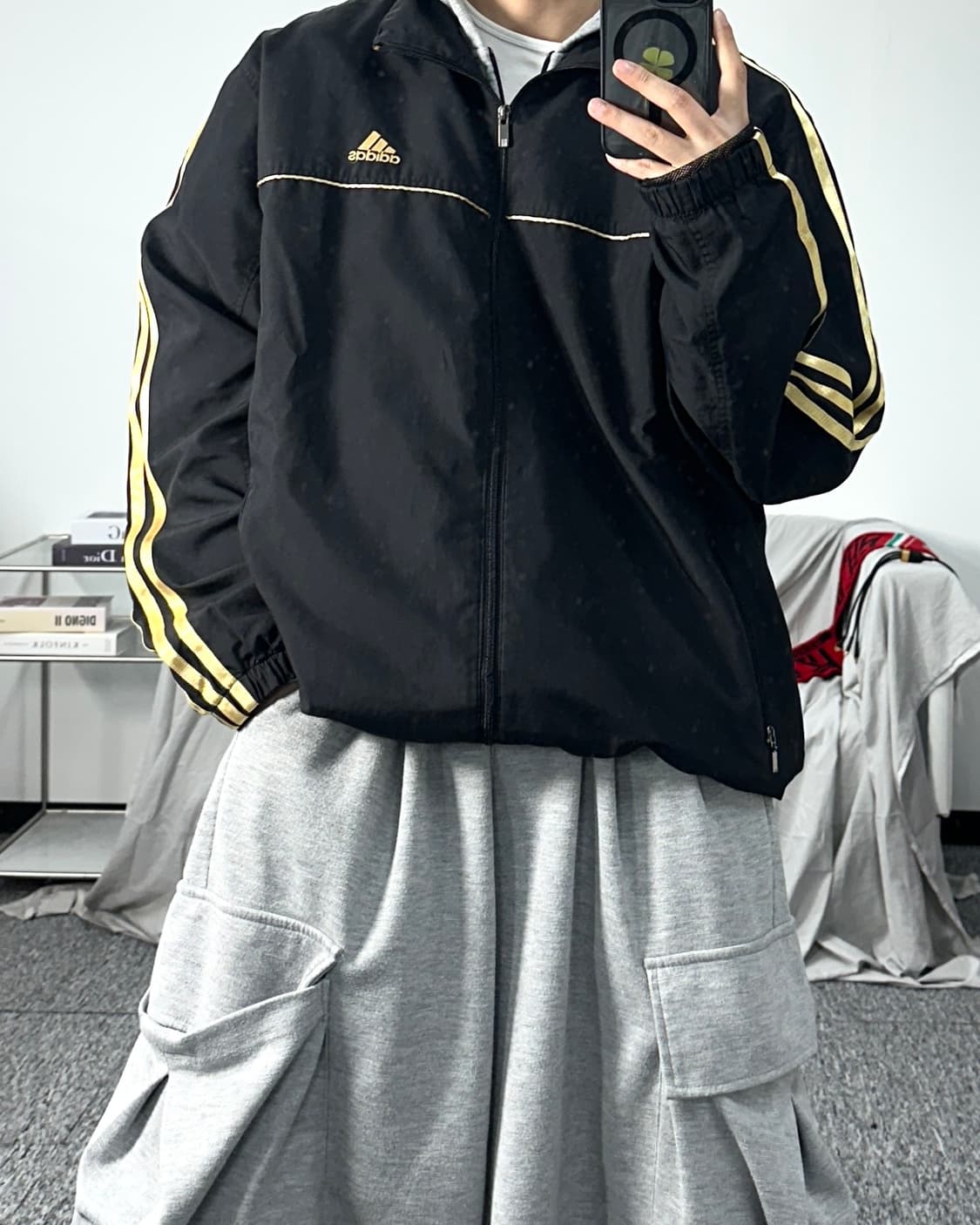 아디다스 블랙 골드 트랙탑 바람막이 L 상품이미지3