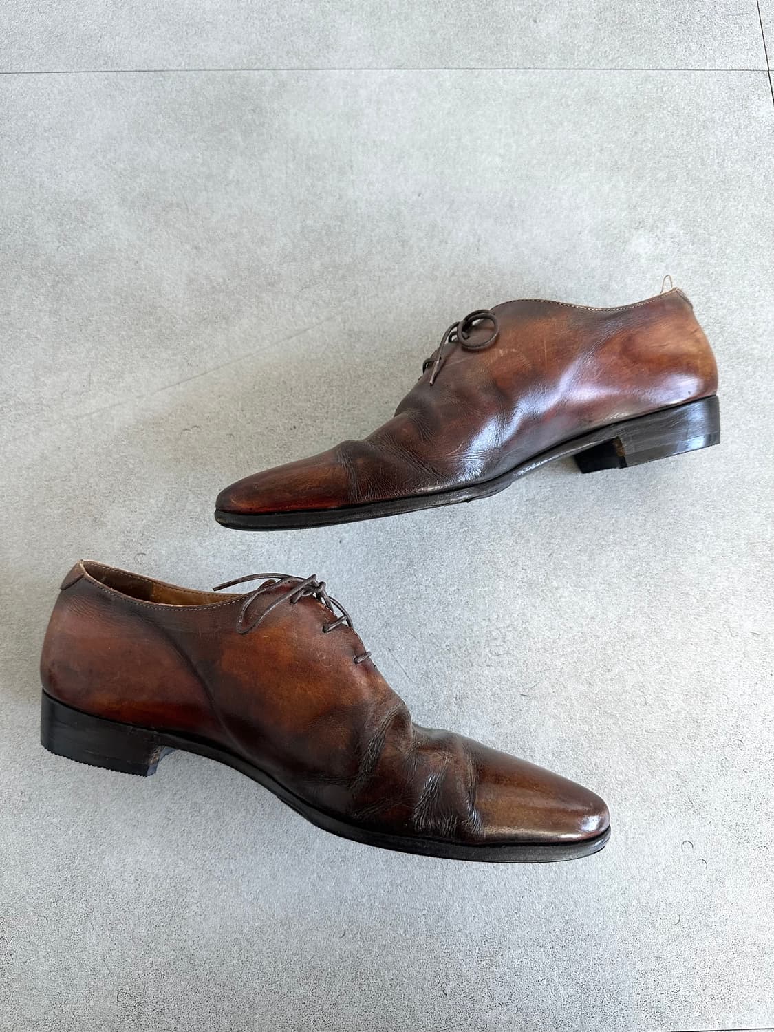 벨루티 타이거 파티나 알렉산드로 더비슈즈 상품이미지5