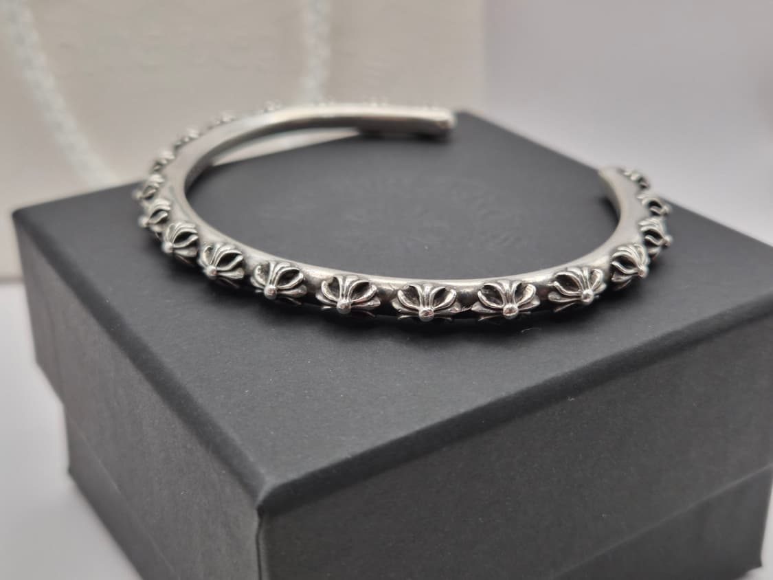 크롬하츠 정품 멀티 크로스 뱅글 팔찌 L 판매 상품이미지2