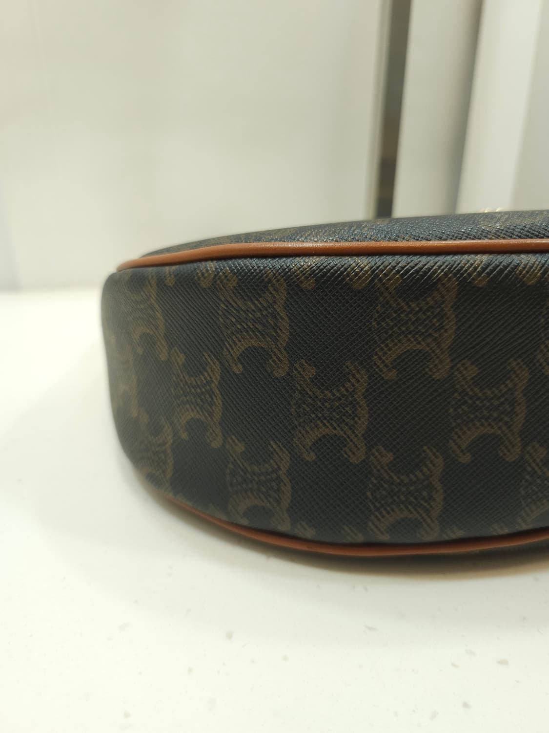 [새상품급/풀구성] 셀린느 미디엄 트리옹프 아바백 캔버스 상품이미지6