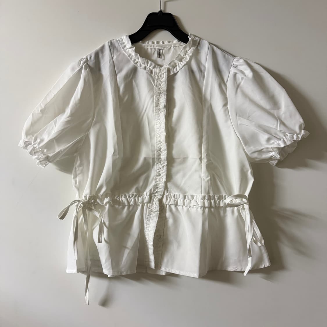 새상품 여자 프릴 남방 상품이미지1