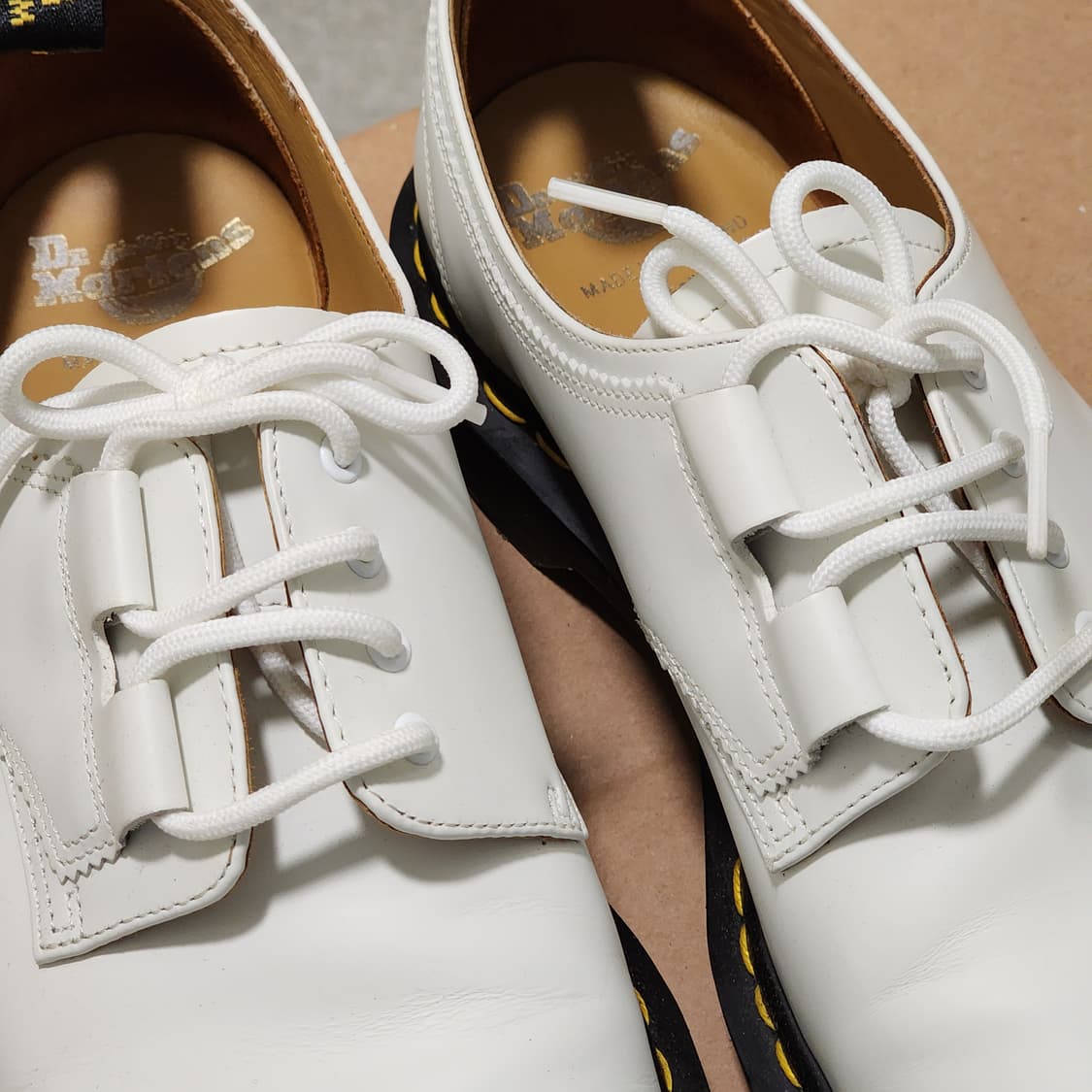 닥터마틴 × 엔지니어드 가먼츠 1460 화이트 상품이미지2