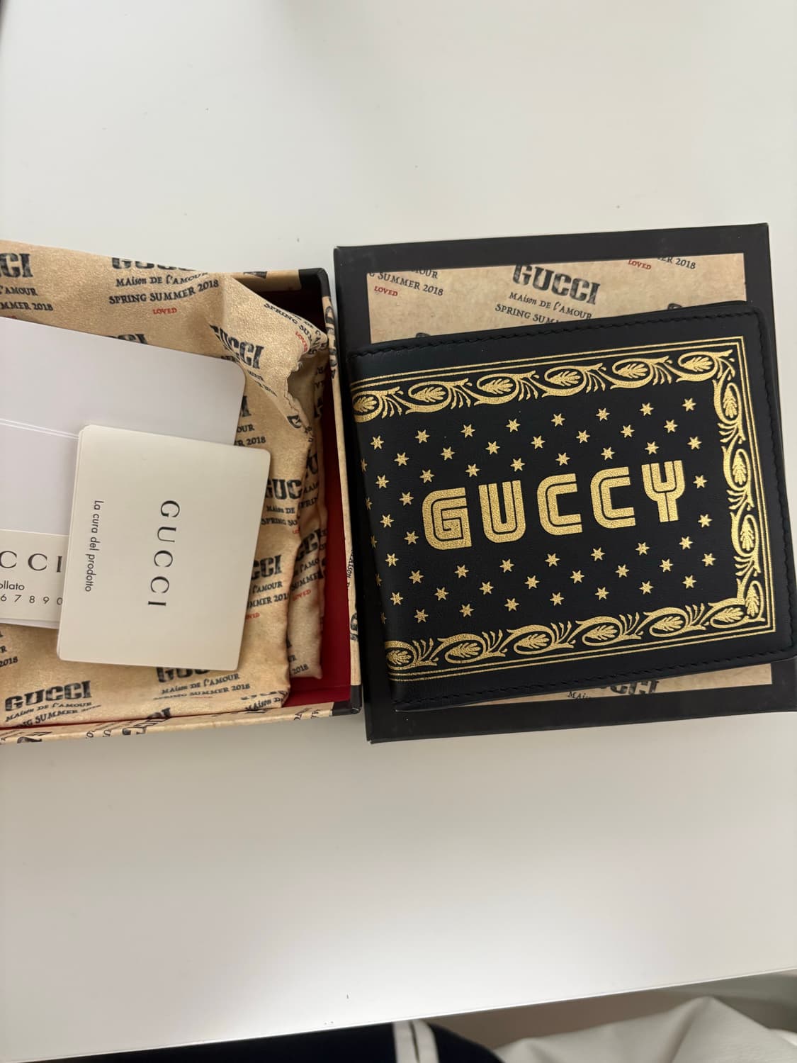 구찌 guccy로고 반지갑 상품이미지1