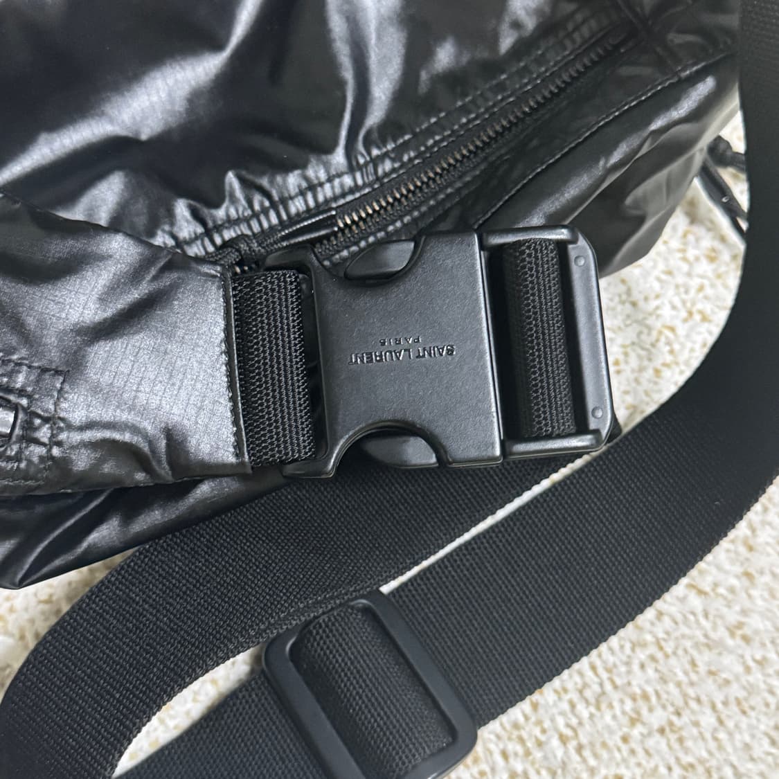 생로랑 눅스 벨트백 상품이미지2