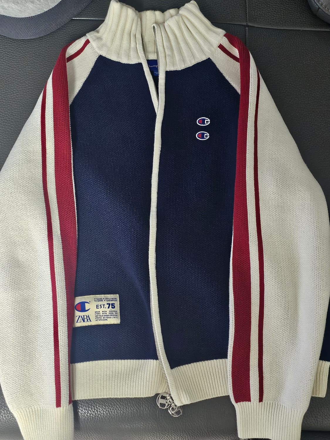 자라 챔피온 컬러블럭 네이비 집업 니트 상품이미지2