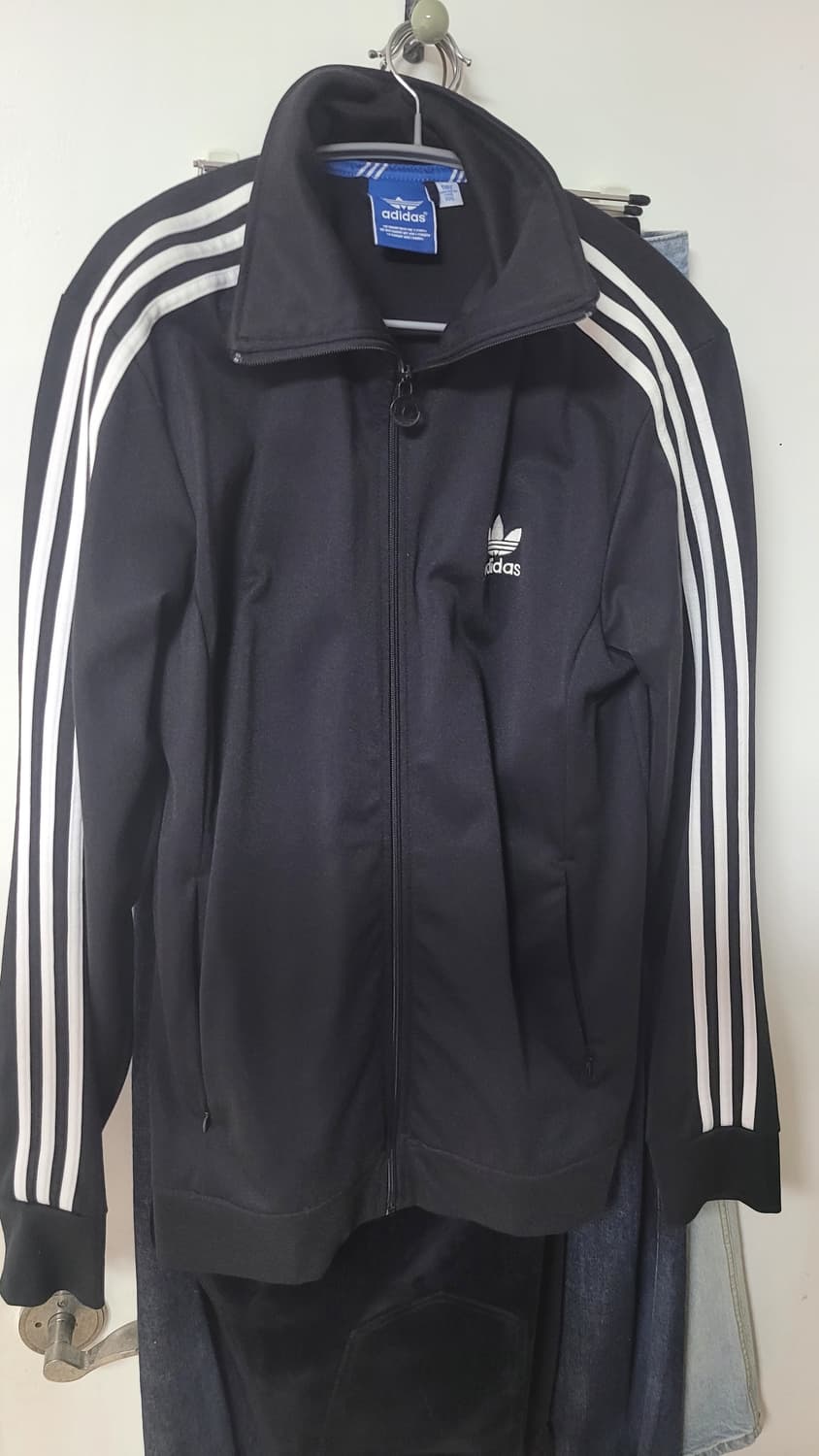 아디다스 져지 슬림핏 팝니다! 상품이미지1