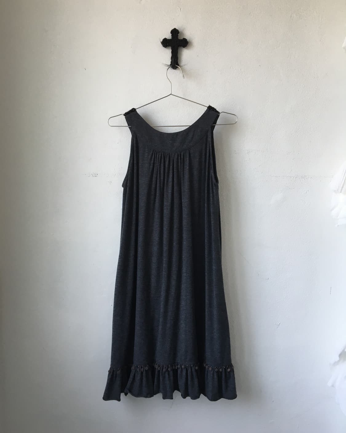 Crochet pom pom point sleeveless onepiec 상품이미지3