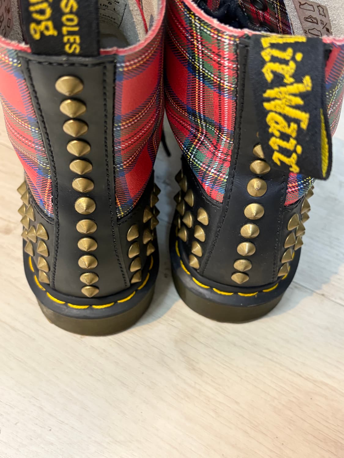 닥터마틴 부츠 타탄체크 상품이미지3