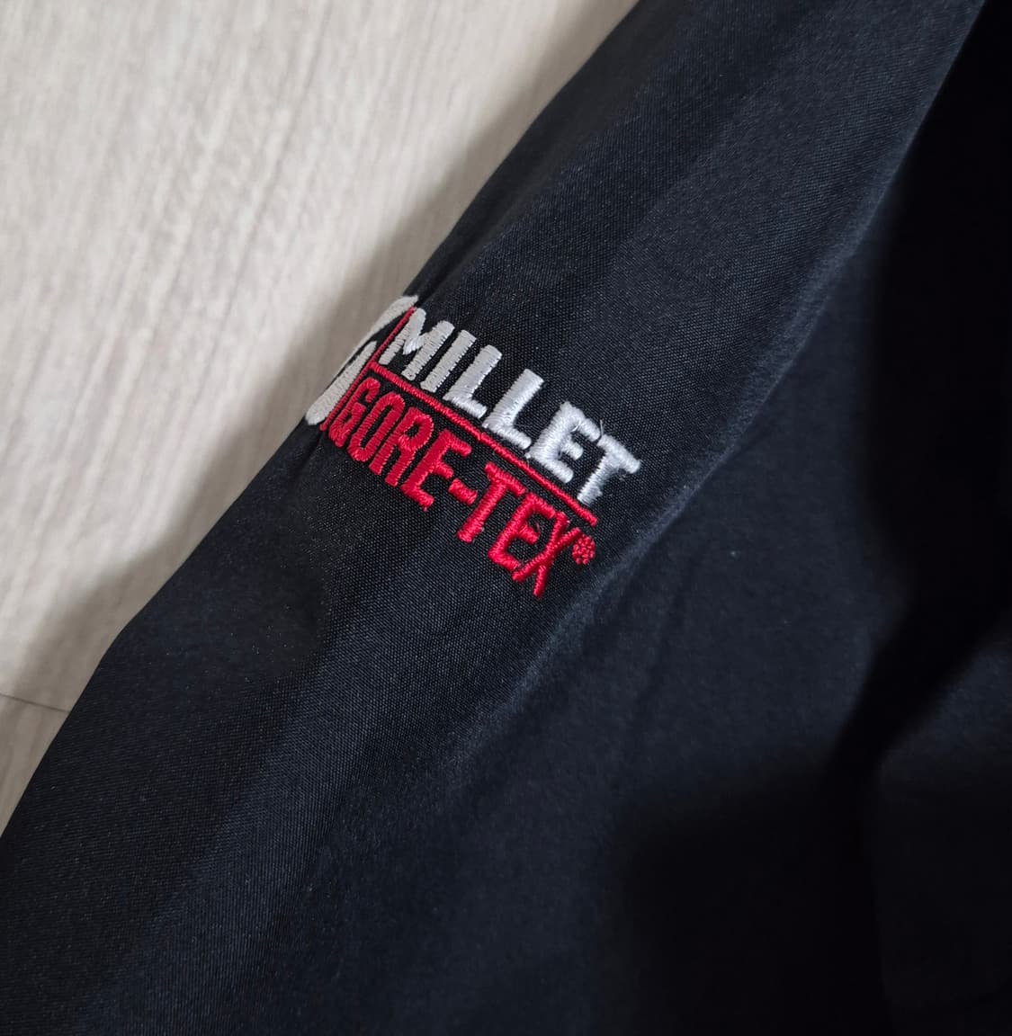 밀레 고어텍스 바람막이 상품이미지2