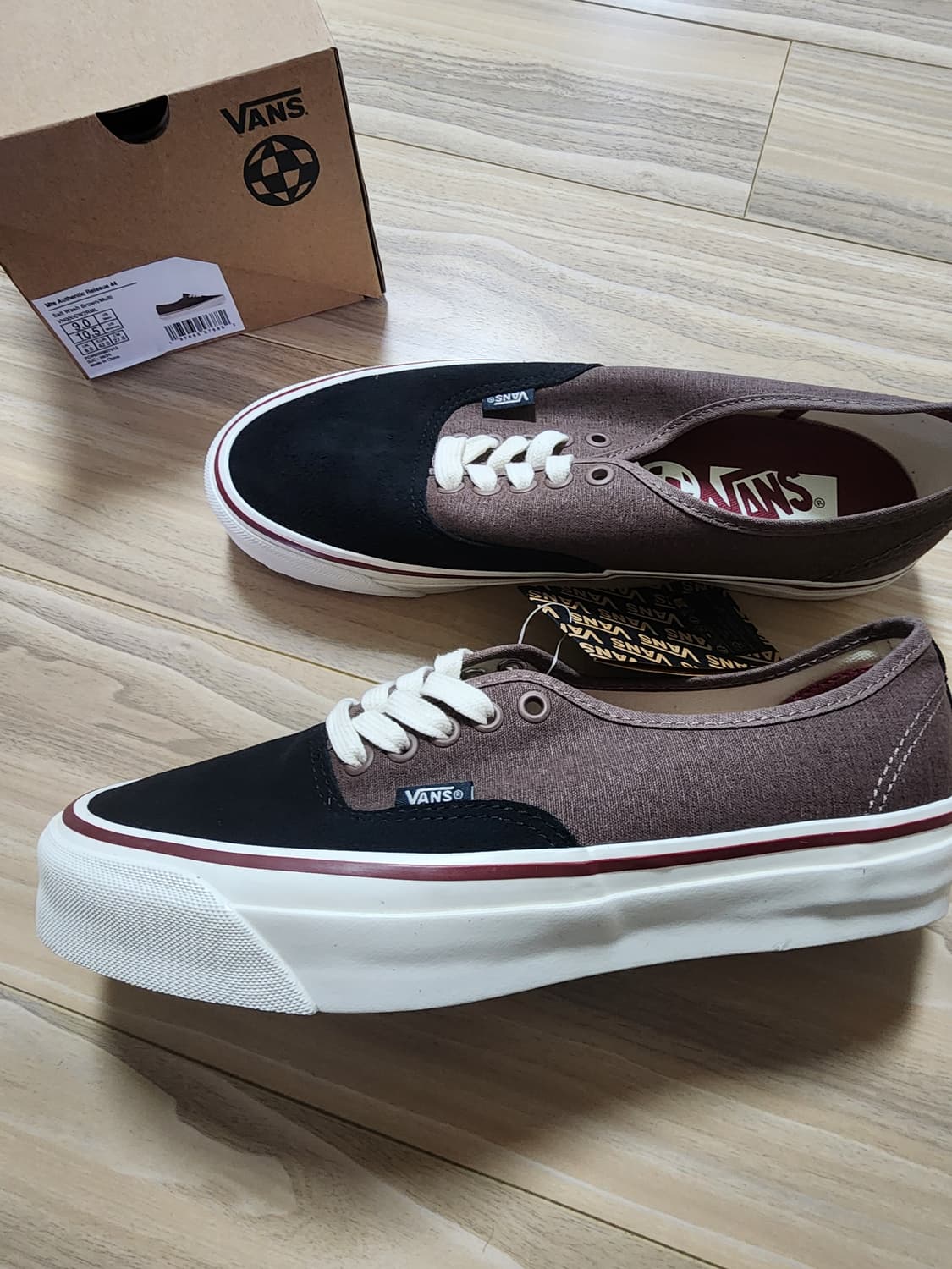 반스MTE어센틱리이슈44스니커즈신발브라운270 상품이미지6