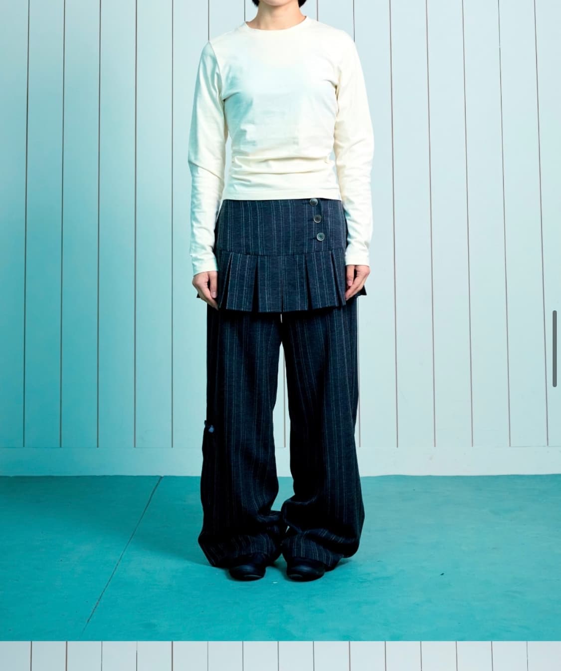 더콜디스모먼트 스프라이트 스커츠 팬츠 상품이미지1