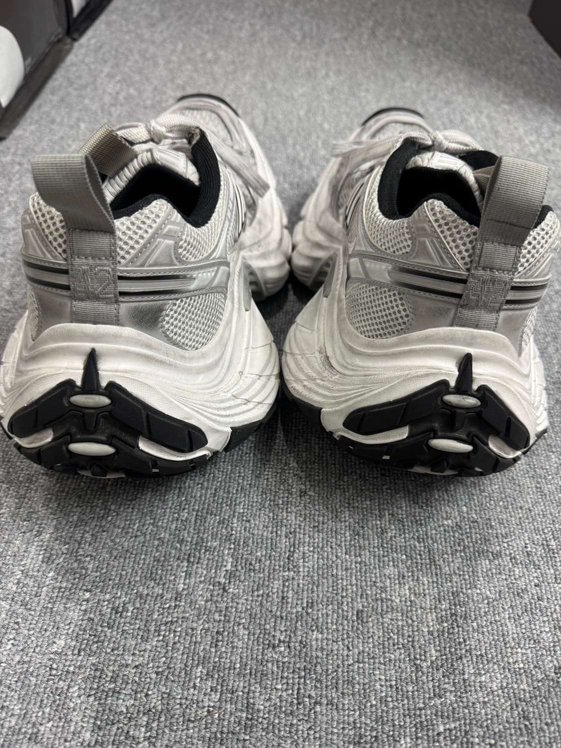 발렌시아가 10XL 화이트 42 (리모트오더 제품) 상품이미지3