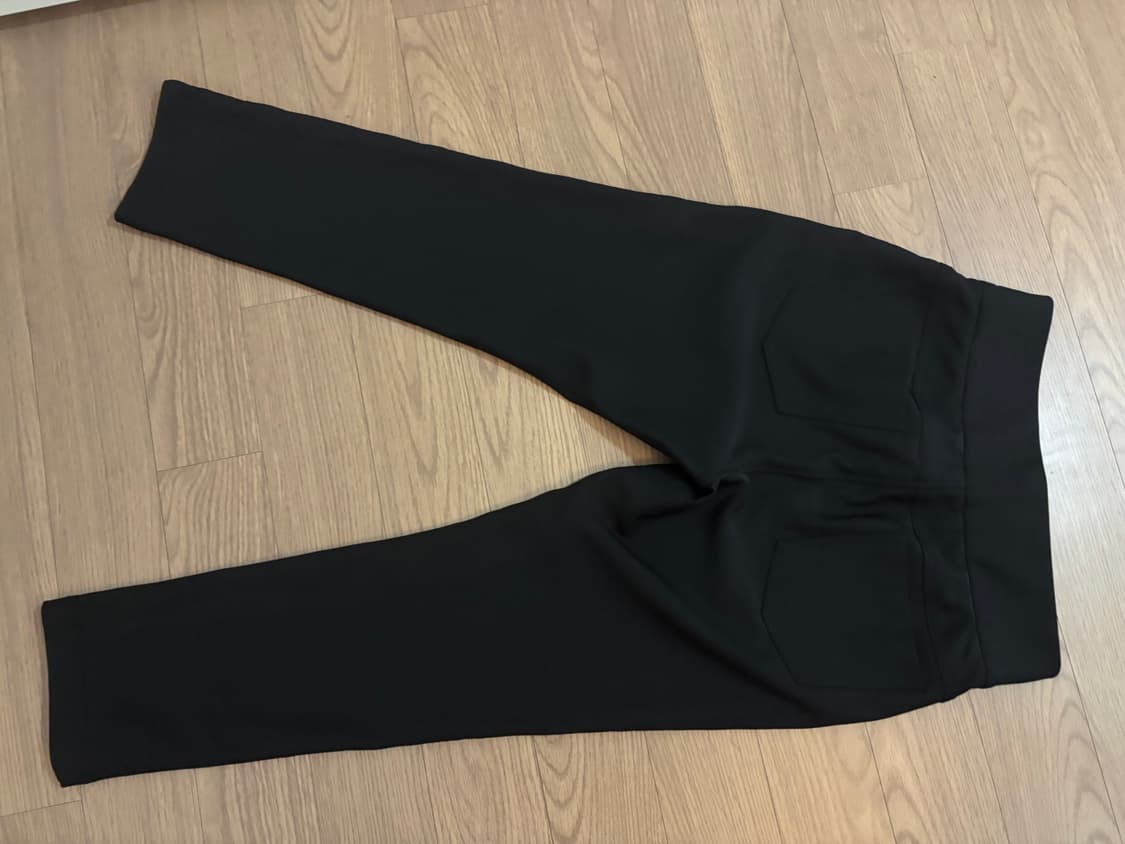 새상품급 디스커버리 와이드밴딩 사이드지퍼 기모팬츠 여 28 상품이미지3