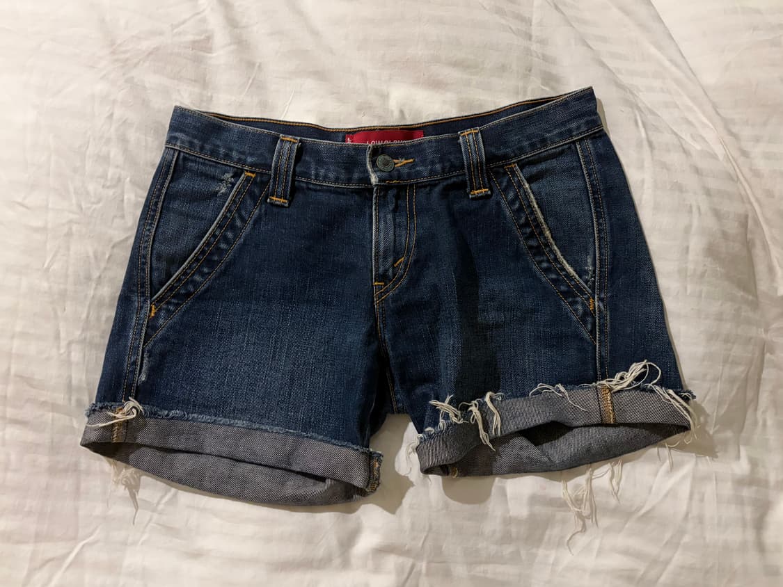 2000s Levi's low slouch 로우라이즈 데님 쇼츠  상품이미지1