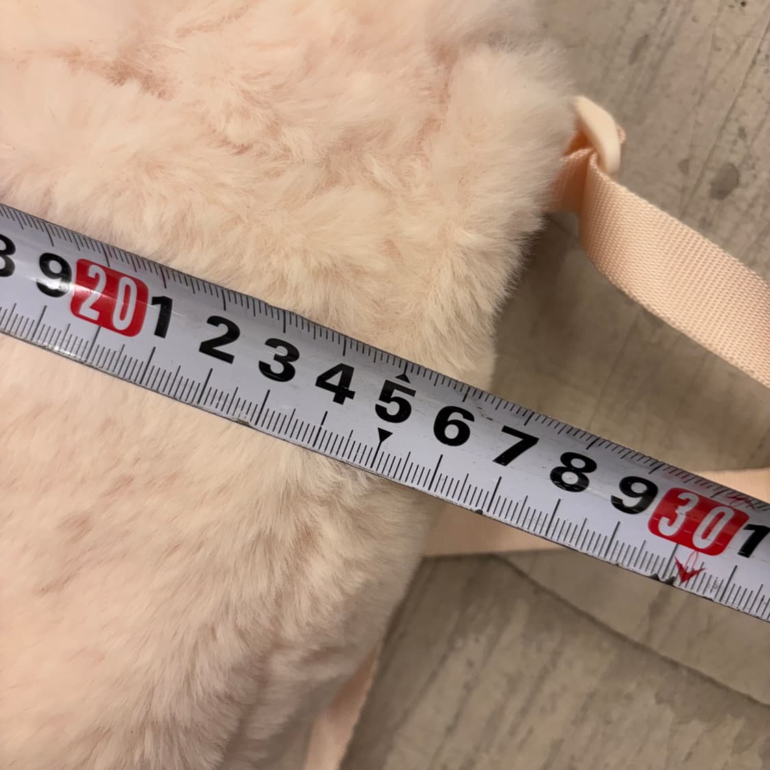 나이키 빅스우시 퍼 미니 숄더백 상품이미지5