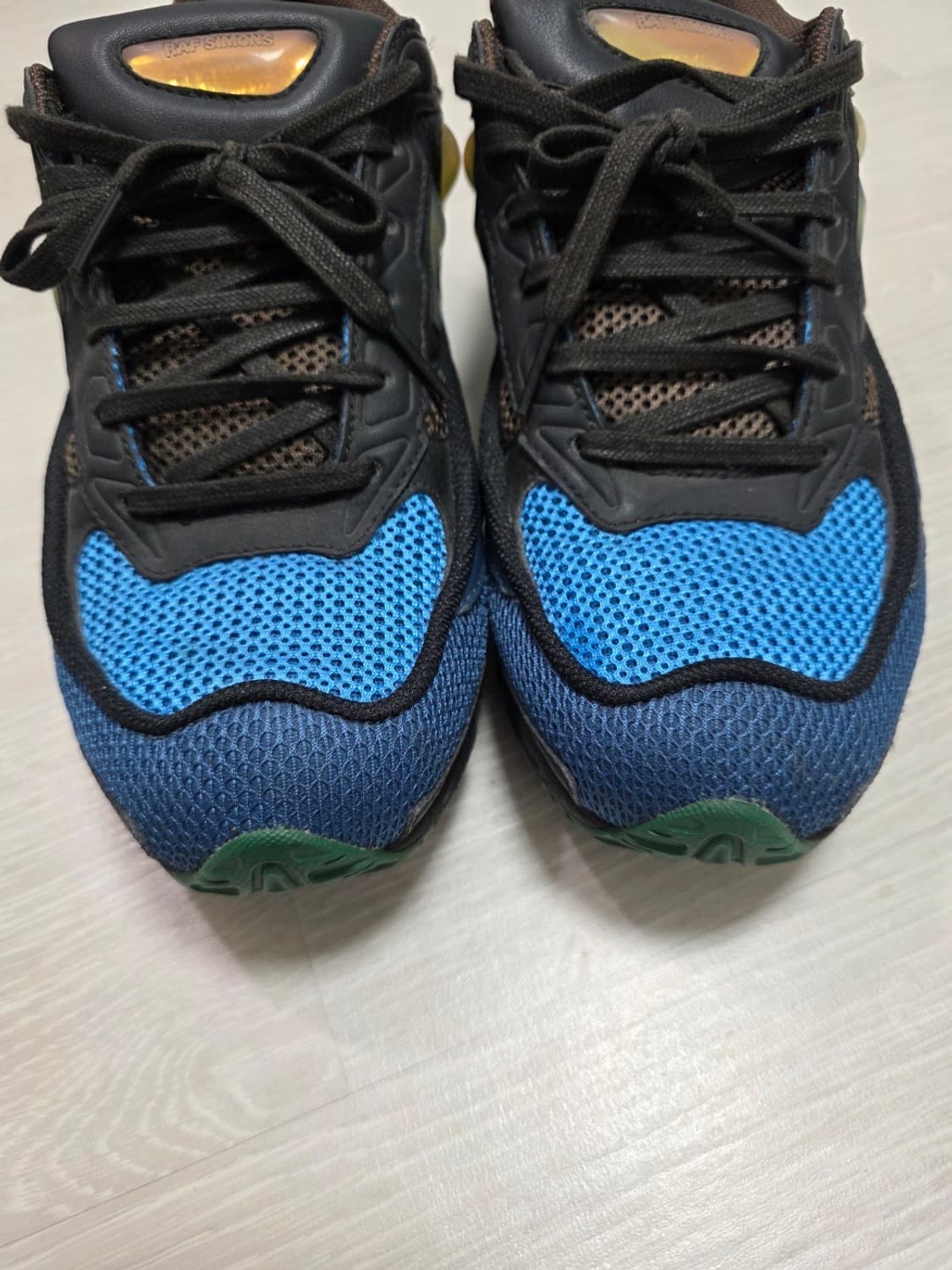 라프 시몬스 x 아디다스 x 오즈위고2 사이즈 255 상품이미지6