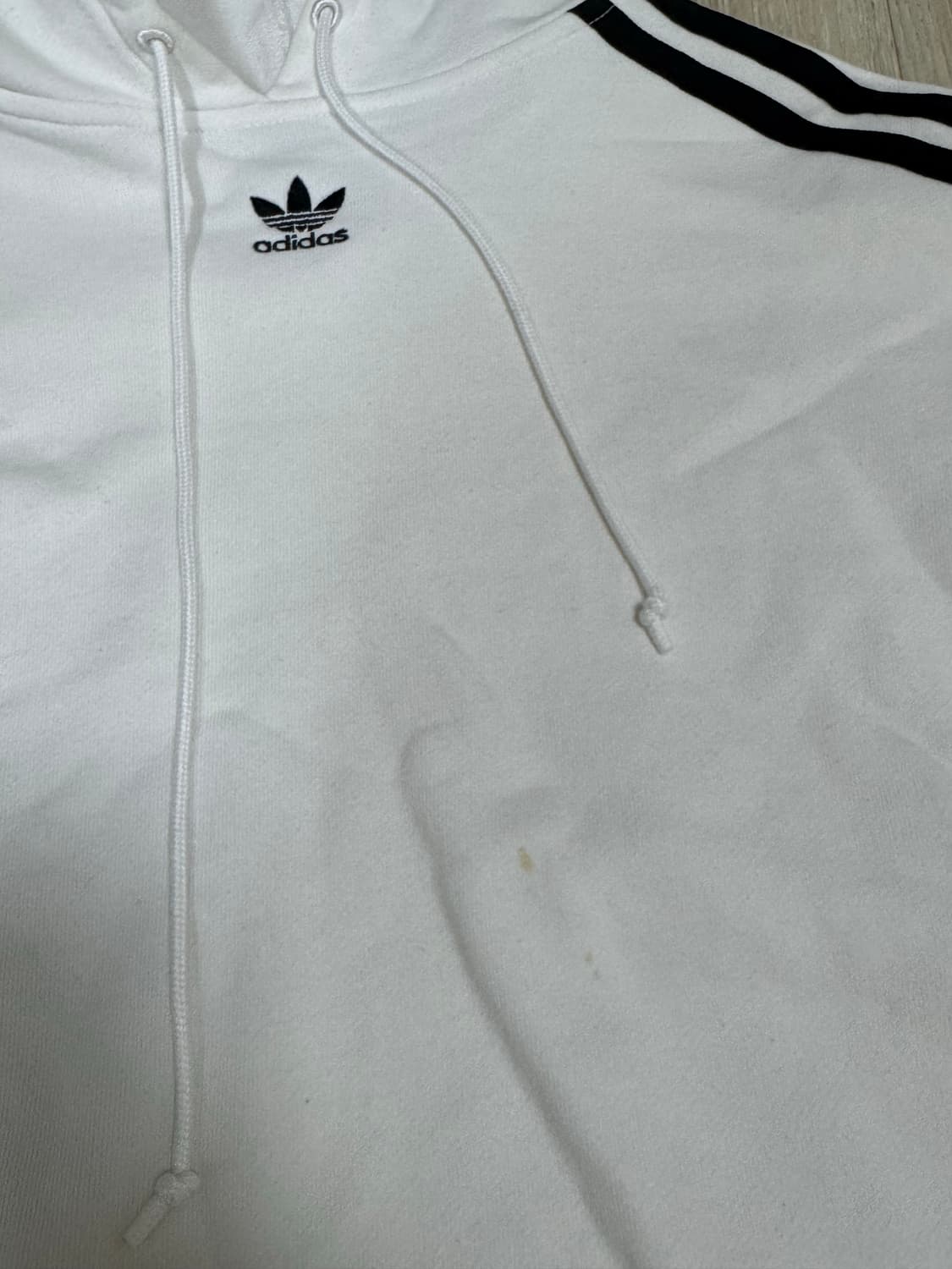 아디다스 삼선 크롭 후드티 상품이미지2