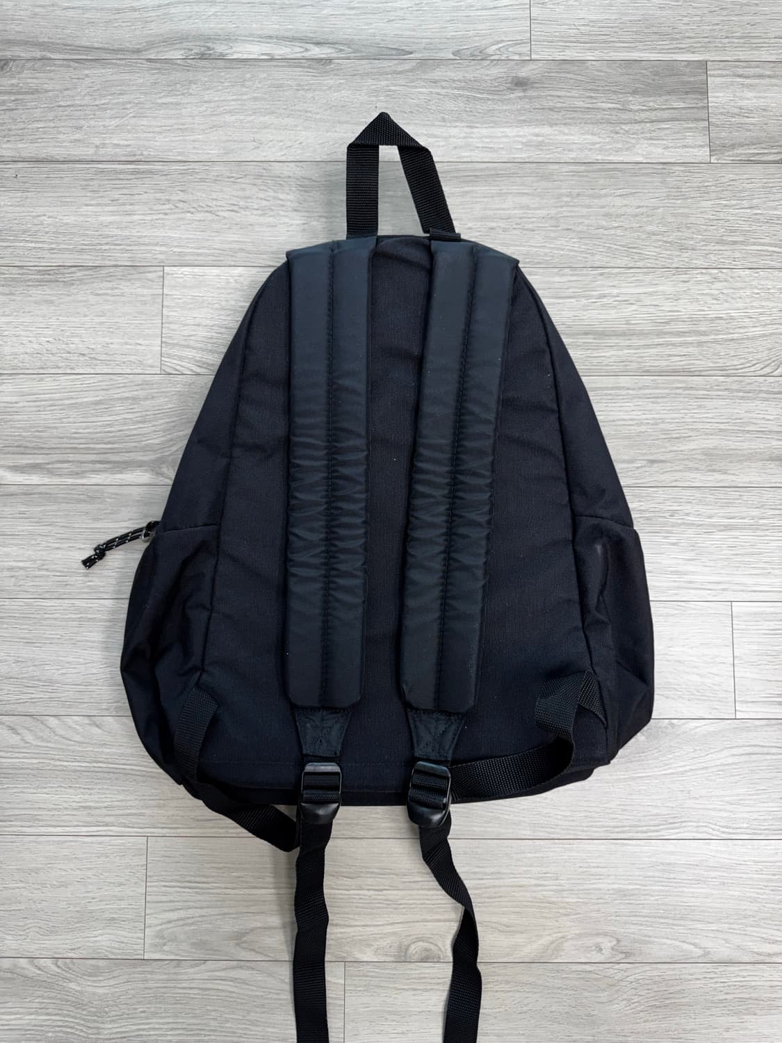 이스트팩 패디드파커 백팩 블랙 상품이미지4