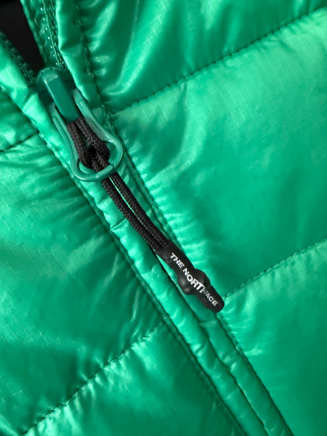 노스페이스 v-motion 경량패딩 XL 상품이미지2