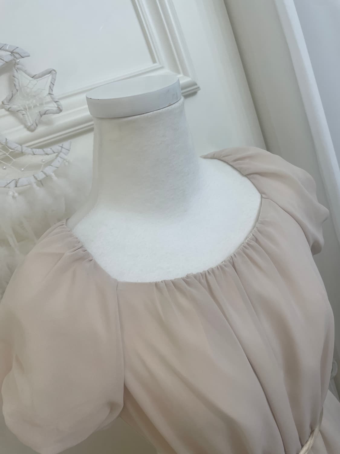 creambeige shirring embroidery point sat 상품이미지8