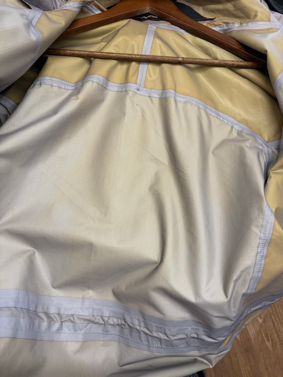 N92. 버그하우스 고어텍스 바람막이 자켓 상품이미지4