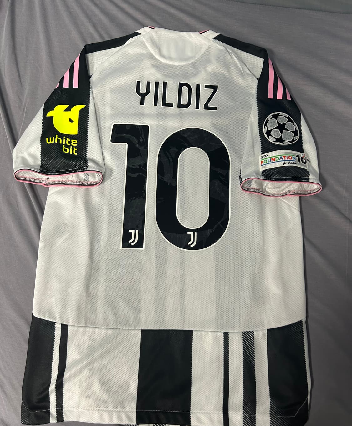 25/26 유벤투스 홈 유니폼 상품이미지3