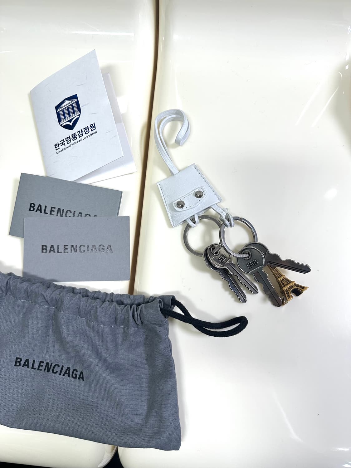 [정품] 발렌시아가 에펠 백참 키링 상품이미지2