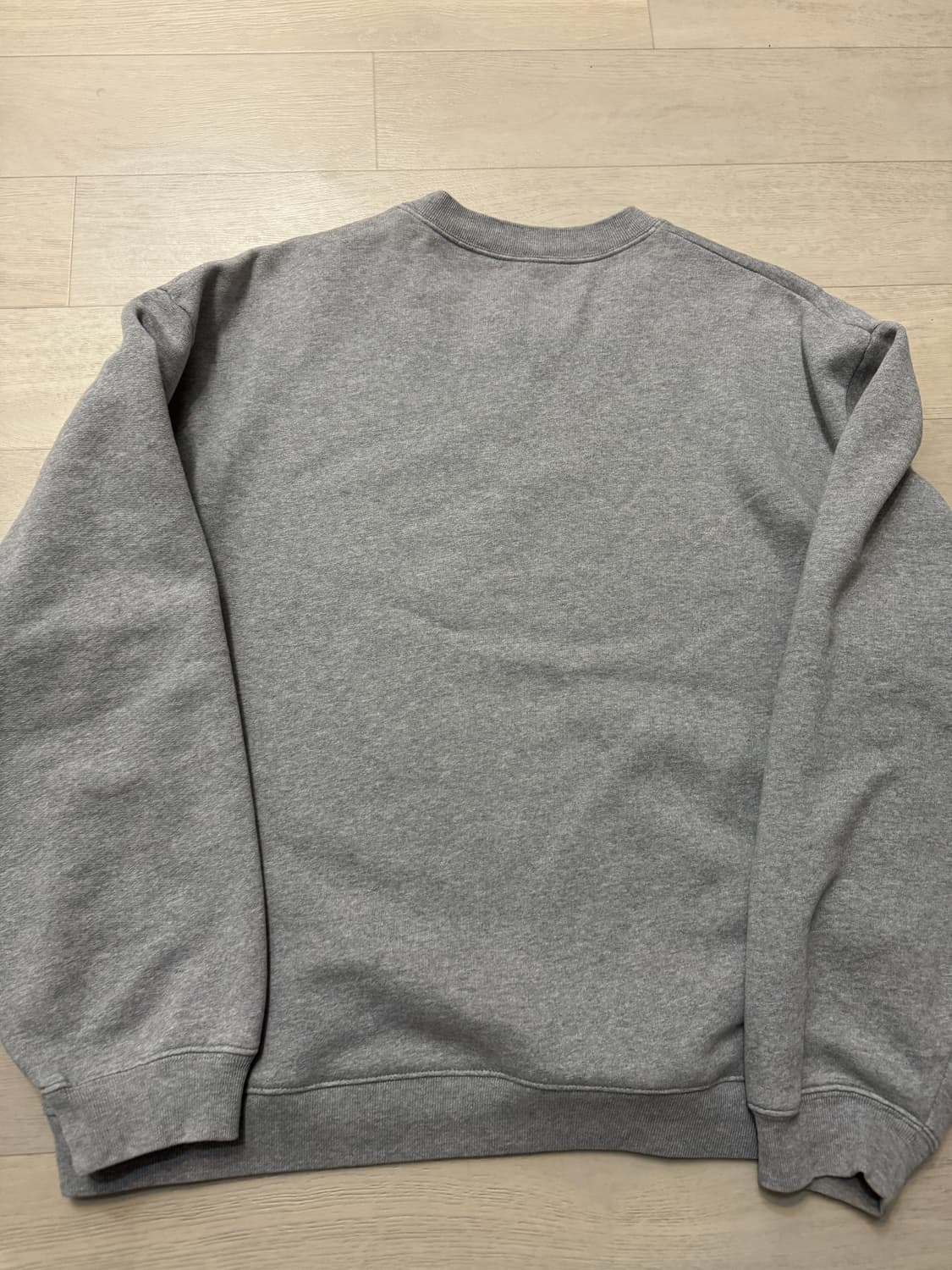 정품 발렌시아가 자수로고 맨투맨 상품이미지6