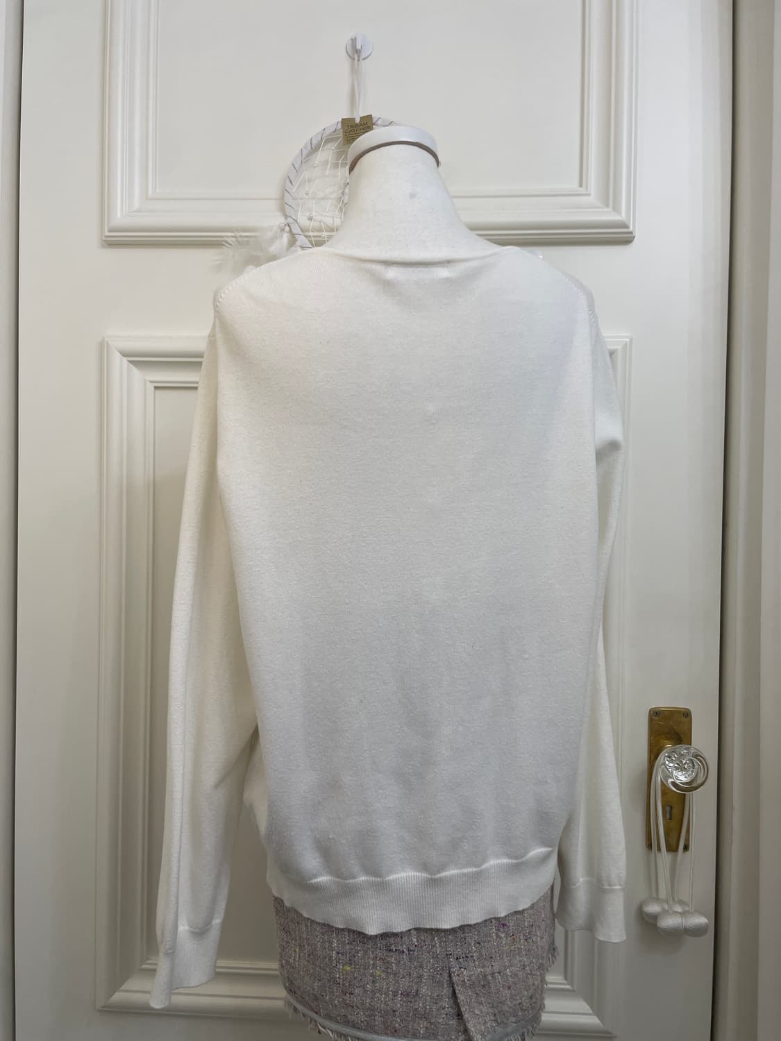 white pearl button pure cardigan 상품이미지4