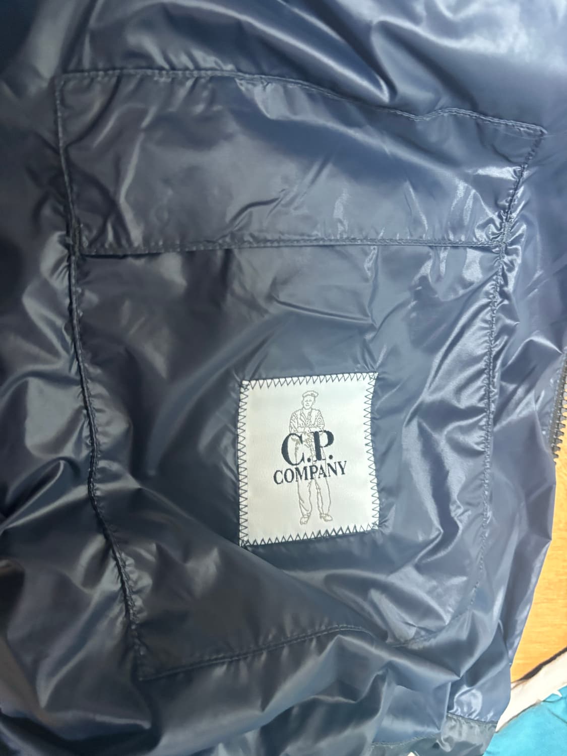 cp컴퍼니 디디쉘 경량패딩 상품이미지4
