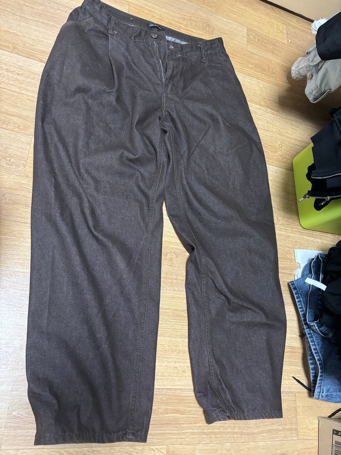 오더아카이브 커브드 브라운 팬츠 상품이미지2