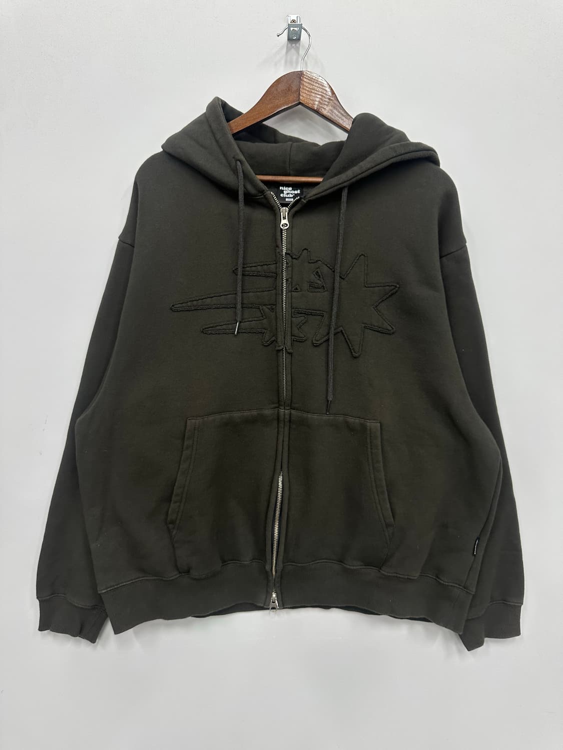 나이스고스트클럽 카키 후드집업 상품이미지1